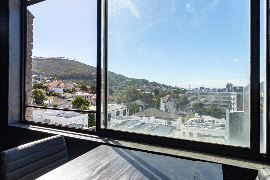 1 Bedroom Property for Sale in Gardens Western Cape